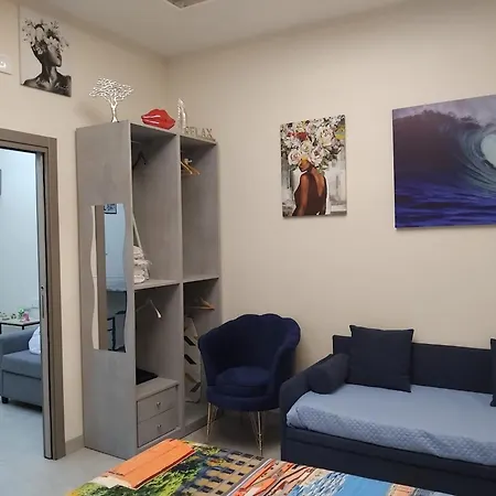 B&bpiccololucio3 Гостевой дом 4*